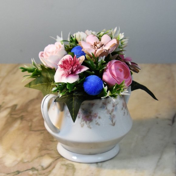 Vintage orphan (no lid) sugar bowl with delicate airbrushed Sola Wood flowers - Picture 4 of 8